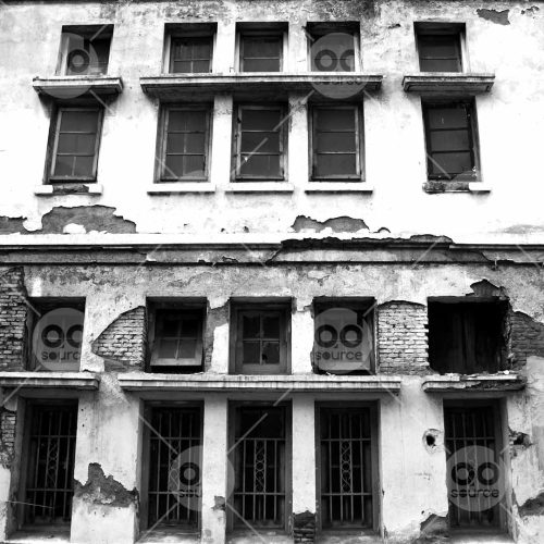 INW010722035_Old Historical Building Facade_Free