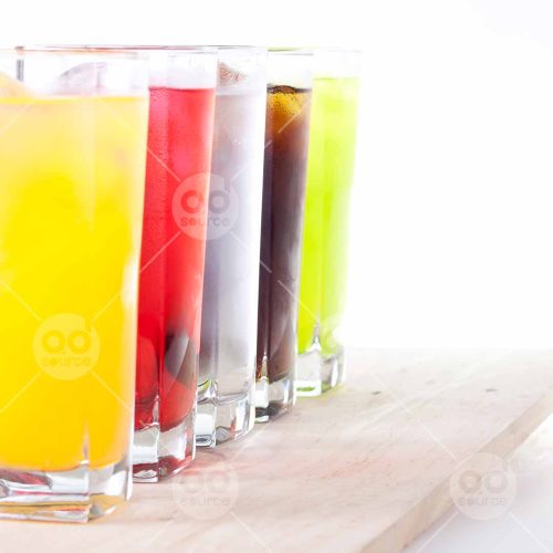 INW010722096_Colorful Drinks From Side_Free