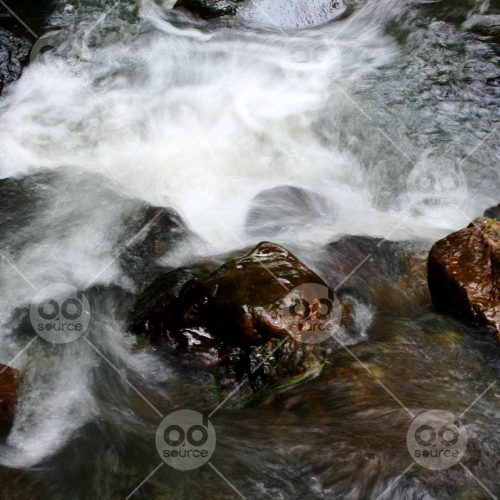 INW010722133_Water Stream 2_Free